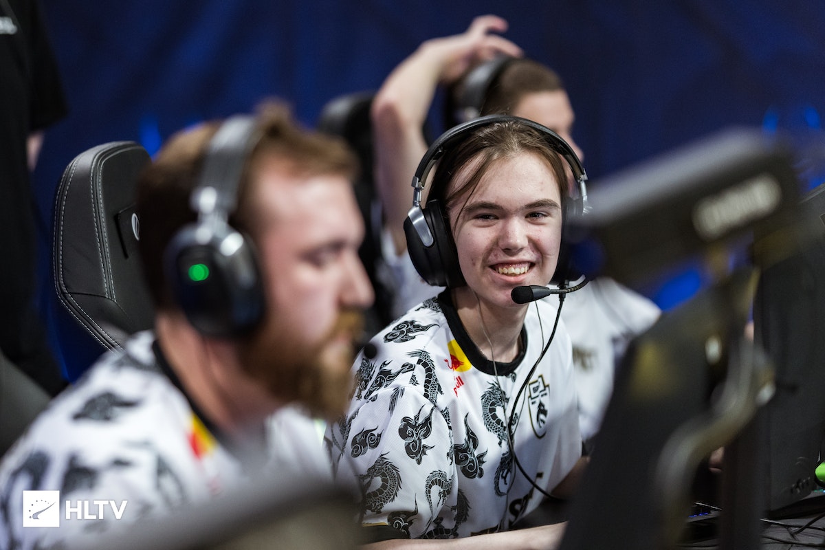 球舞台上展 球舞台上展