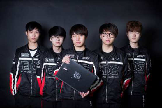 收缩防守 收缩防守