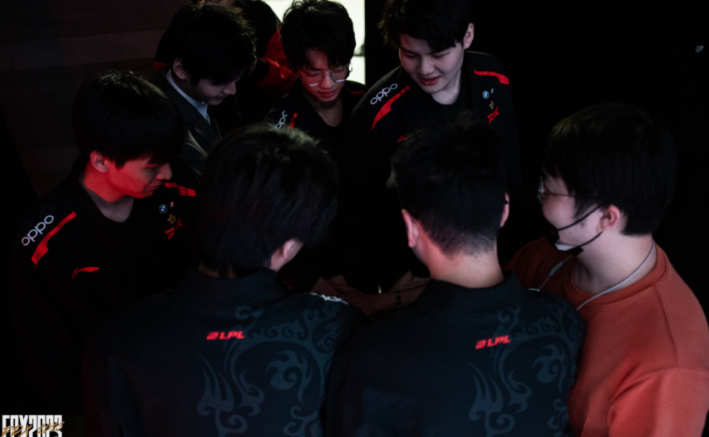 落后时不崩 落后时不崩